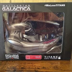 Battlestar Galactica Exclusive Cylon Raider 4.5” Vinyl Figure – NIB